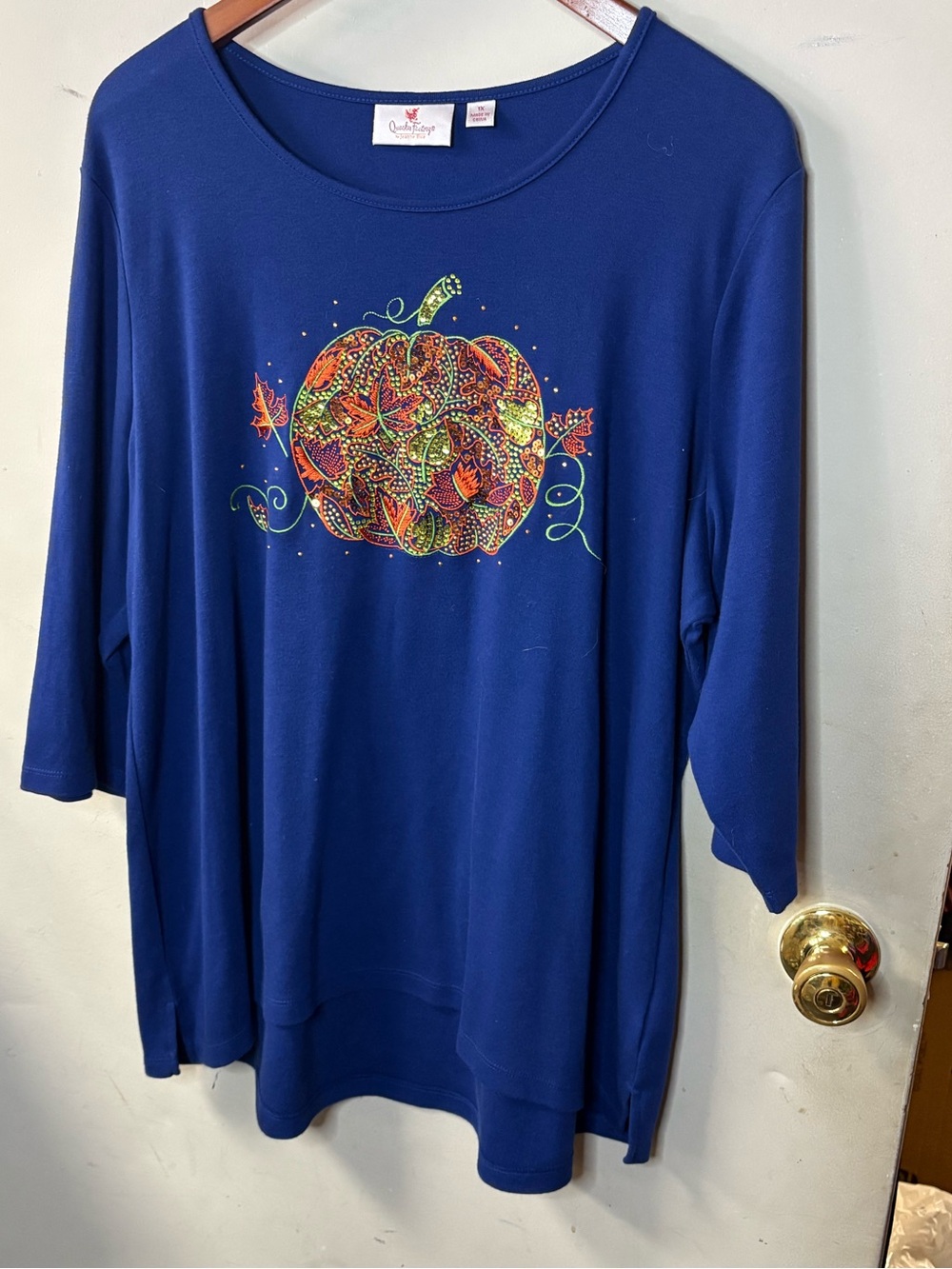 Quacker Factory Royal Blue Long-Sleeve scoop neck Top w/ Colorful Pumpkin Motif